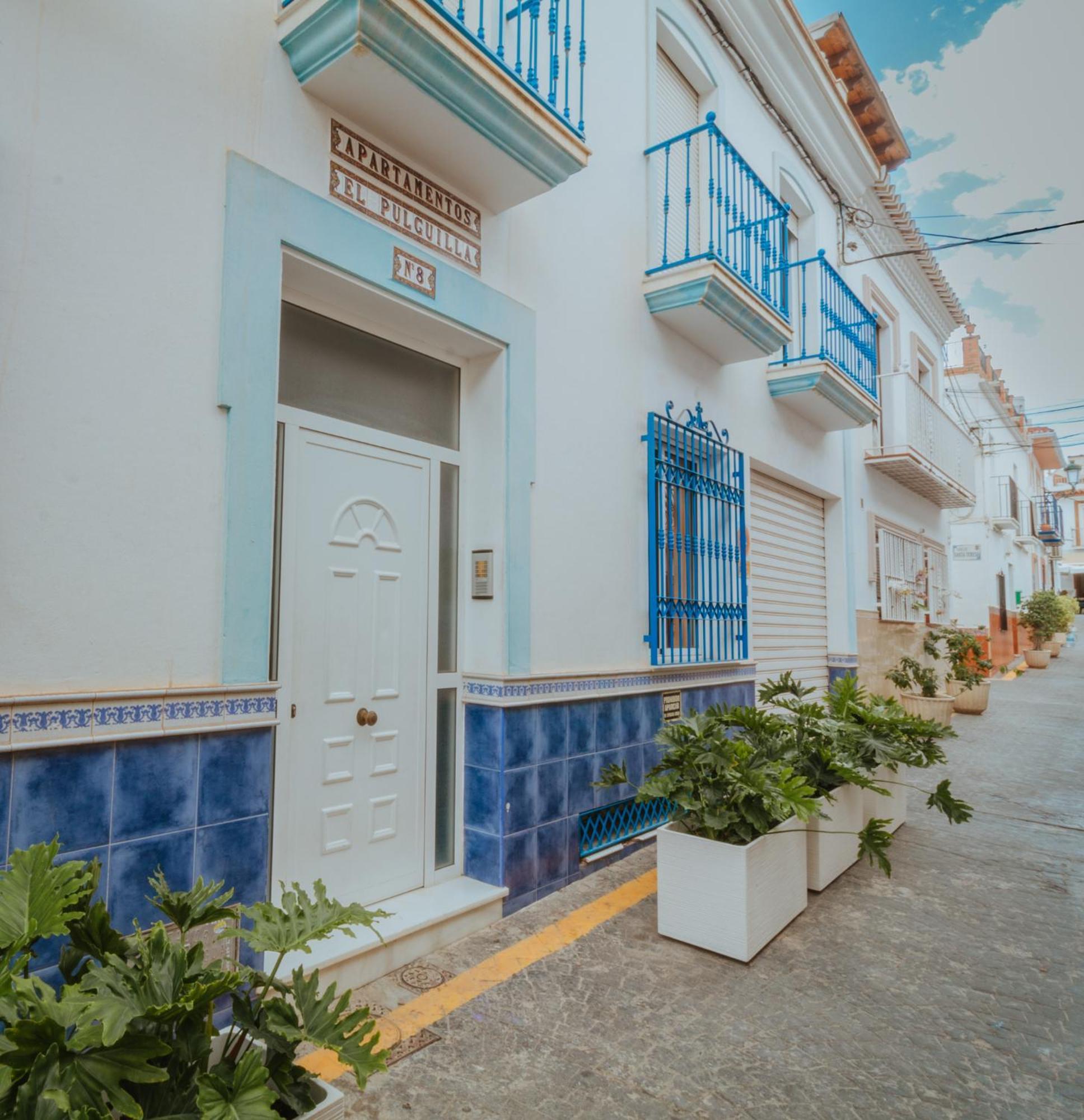 Las Flores Apartments Nerja Esterno foto